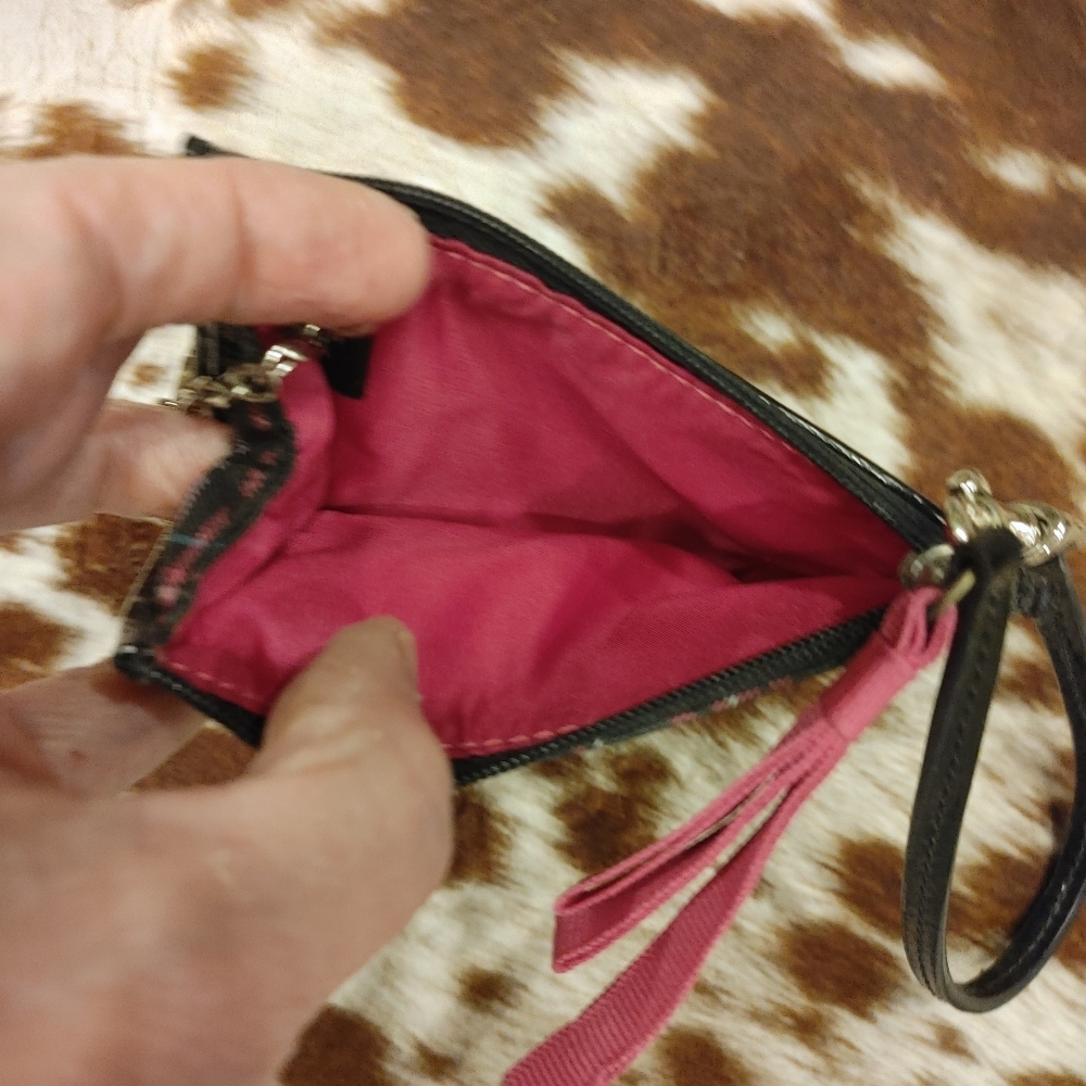 VICTORIA'S SECRET MAKEUP BRUSH WRISTLET AND CCARD WRISTLET BUNDLE - Picture 11 of 11